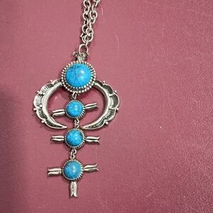 Western Style Silver and Blue Pendant Necklace